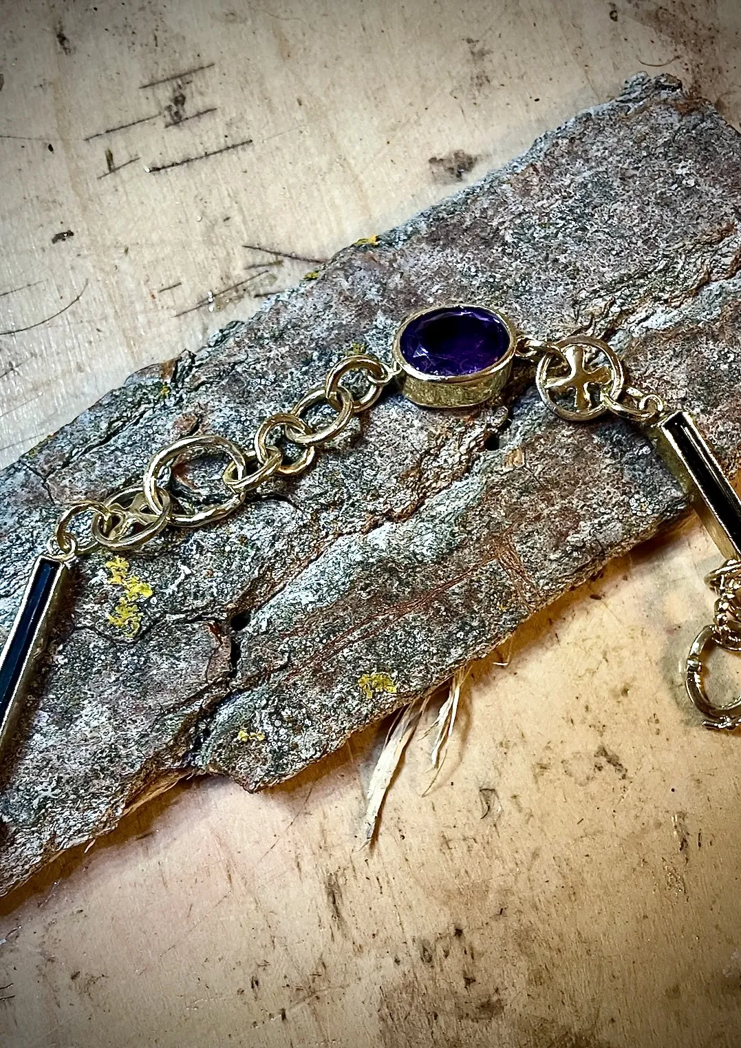 Gouden armband met saffier en schakelketting